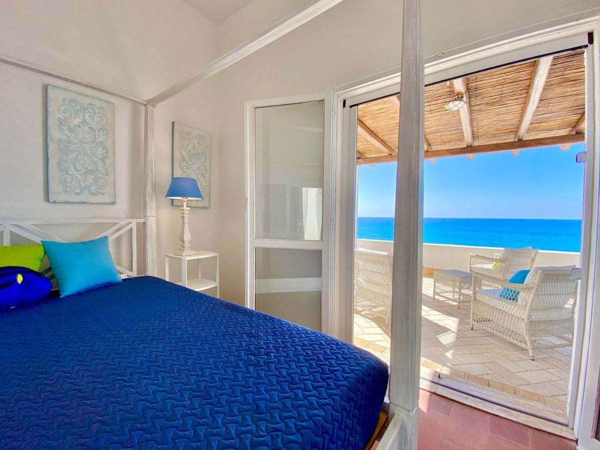 Appartamento Beachfront House Geremeas Sardegna Esterno foto