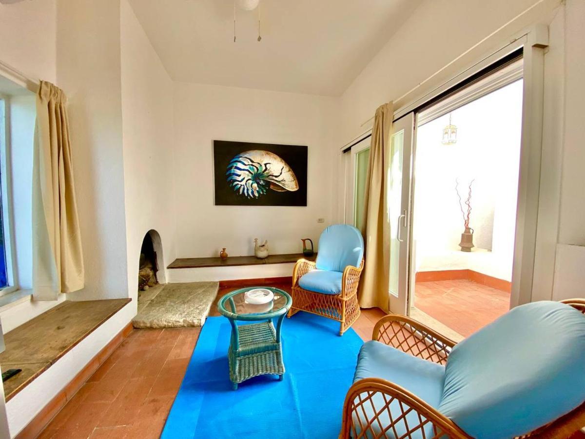 Appartamento Beachfront House Geremeas Sardegna Esterno foto