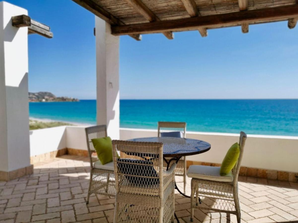Appartamento Beachfront House Geremeas Sardegna Esterno foto