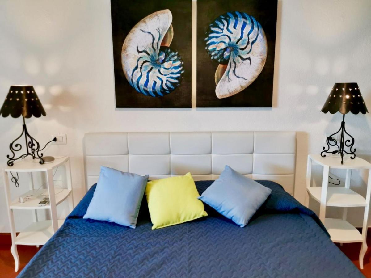 Appartamento Beachfront House Geremeas Sardegna Esterno foto